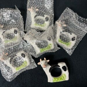 Kemp & Beatley Ceramic Cow Napkin Rings